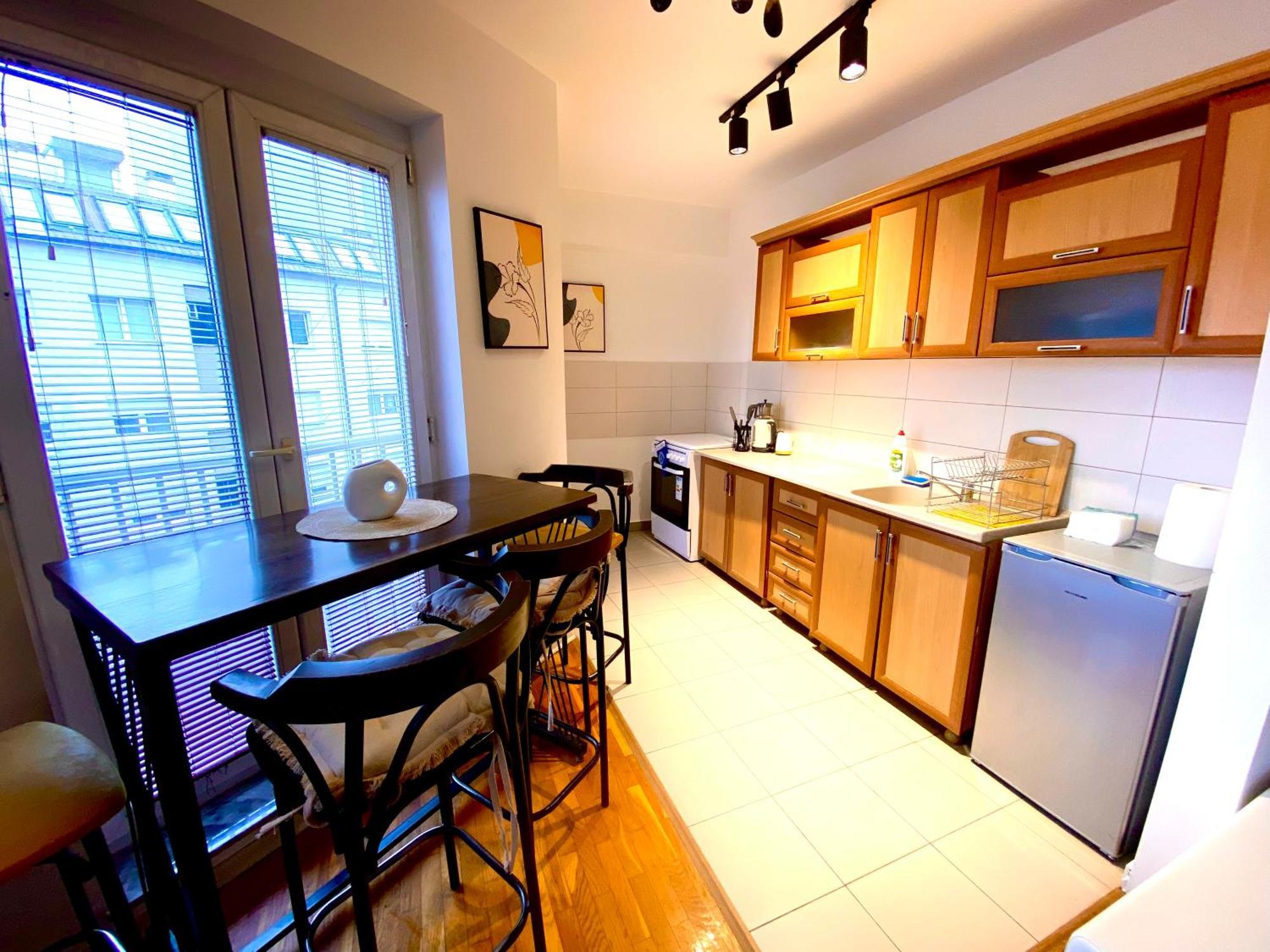 Kent Apartments Priştine Dış mekan fotoğraf
